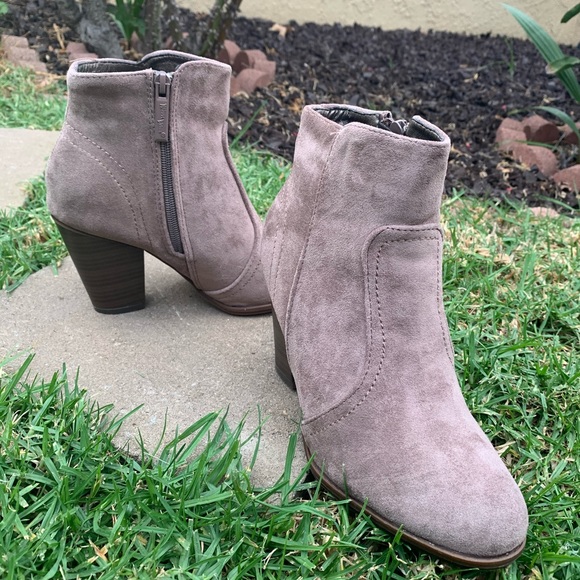 Taupe Faux Suede ankle booties - Picture 7 of 7